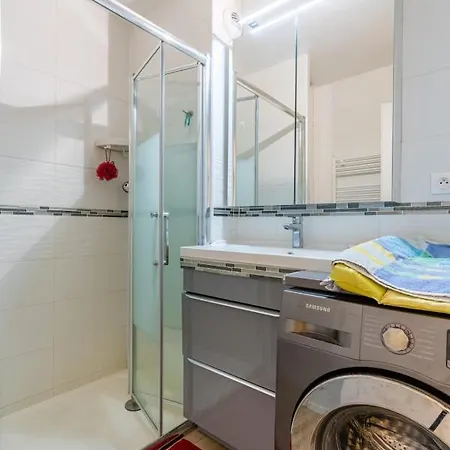 Annecy centre petit parc appartement Calme Appartement Annecy