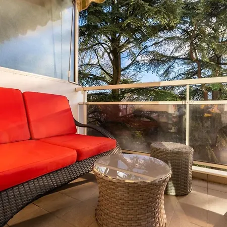 Annecy centre petit parc appartement Calme Appartement Annecy